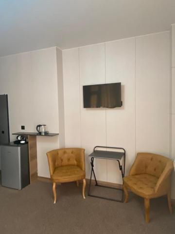 Riva Hotel Koboeleti Buitenkant foto